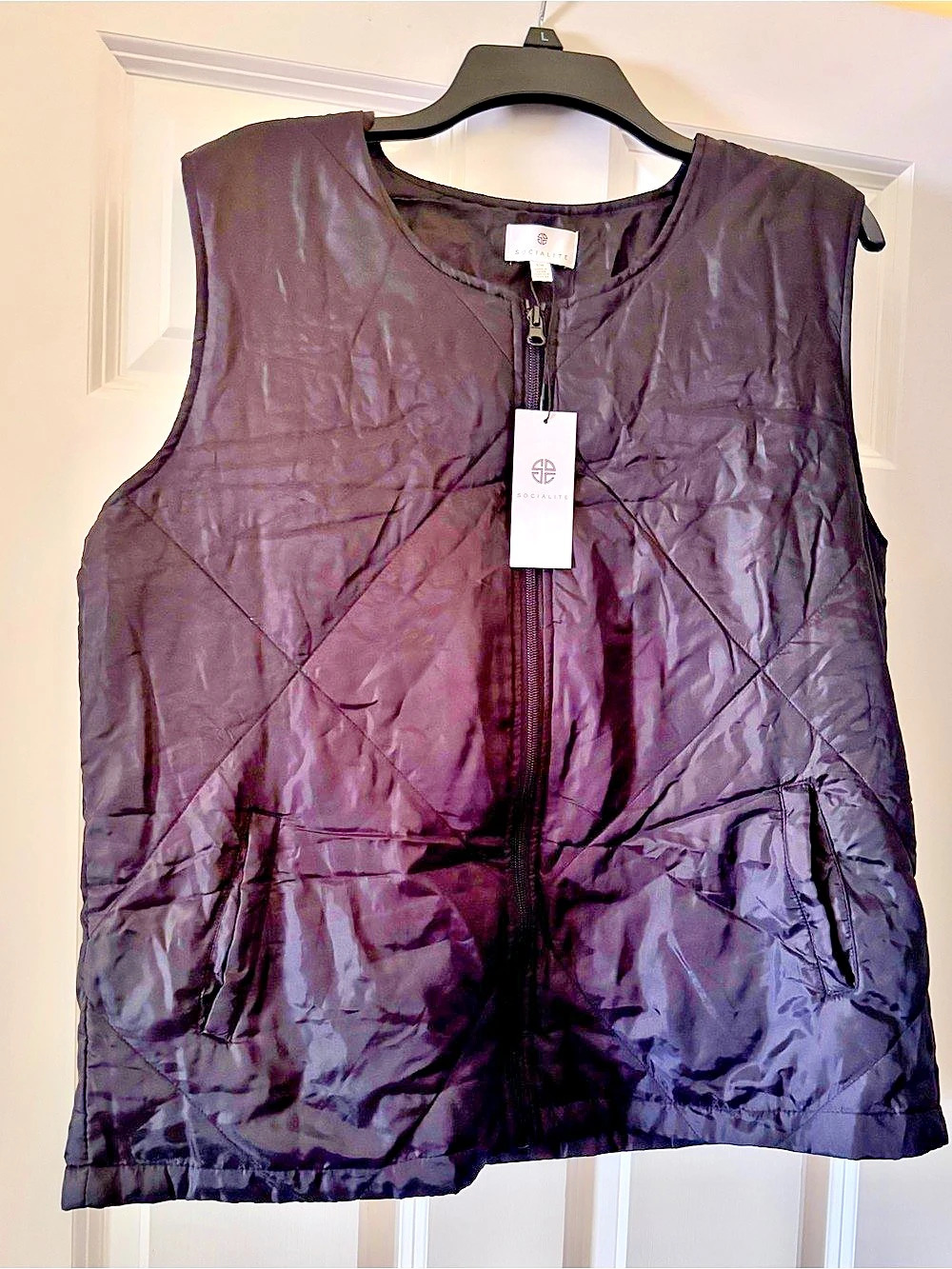 Socialite Quilted Vest in Black Size Medium NWT